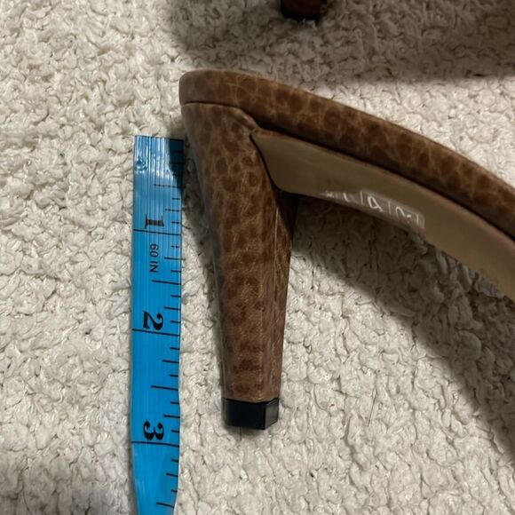 NWOB- Gucci - Horsebit Heels- 35.5 - Picture 9 of 11